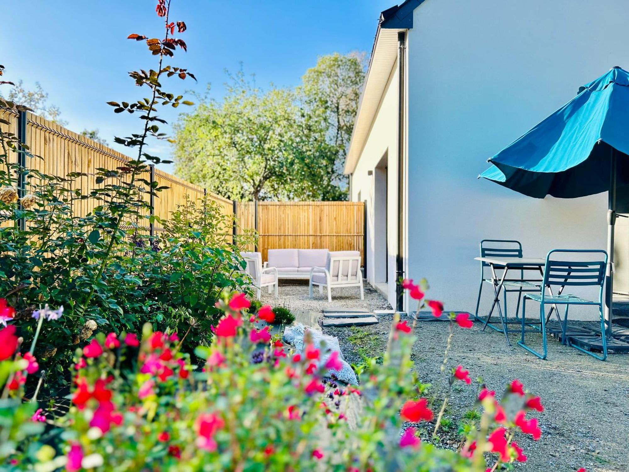 Home Vert La Suite Forges de Lanouee Ngoại thất bức ảnh